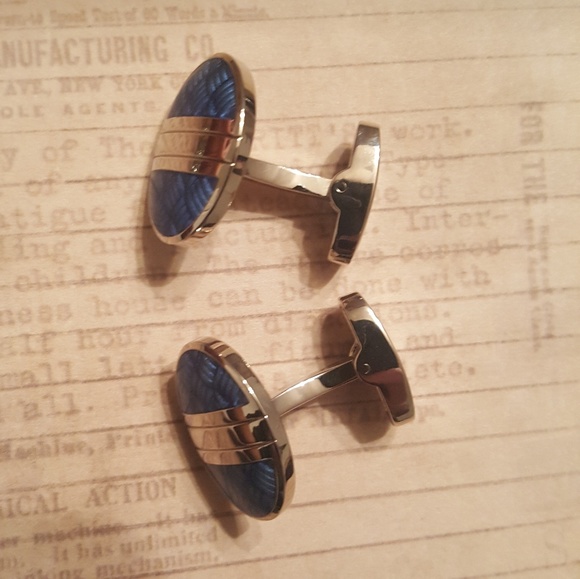 NWOT! Men's Cuff Links - Picture 2 of 5